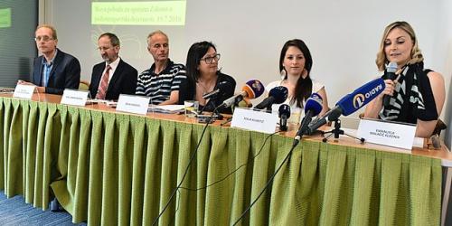 Novinarska konferenca Kolegija treh fakultet