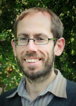doc. dr. Mihael Černetič, univ. dipl. psih., integrative therapist